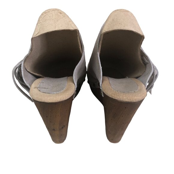 Sbicca Gray Suede Peep-Toe Fringe Wedge Sandals 5” Wooden Heel Size 10 M Boho - Picture 3 of 16